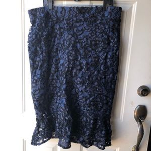 NWT Lane Bryant Lace Trumpet Skirt - Size 16